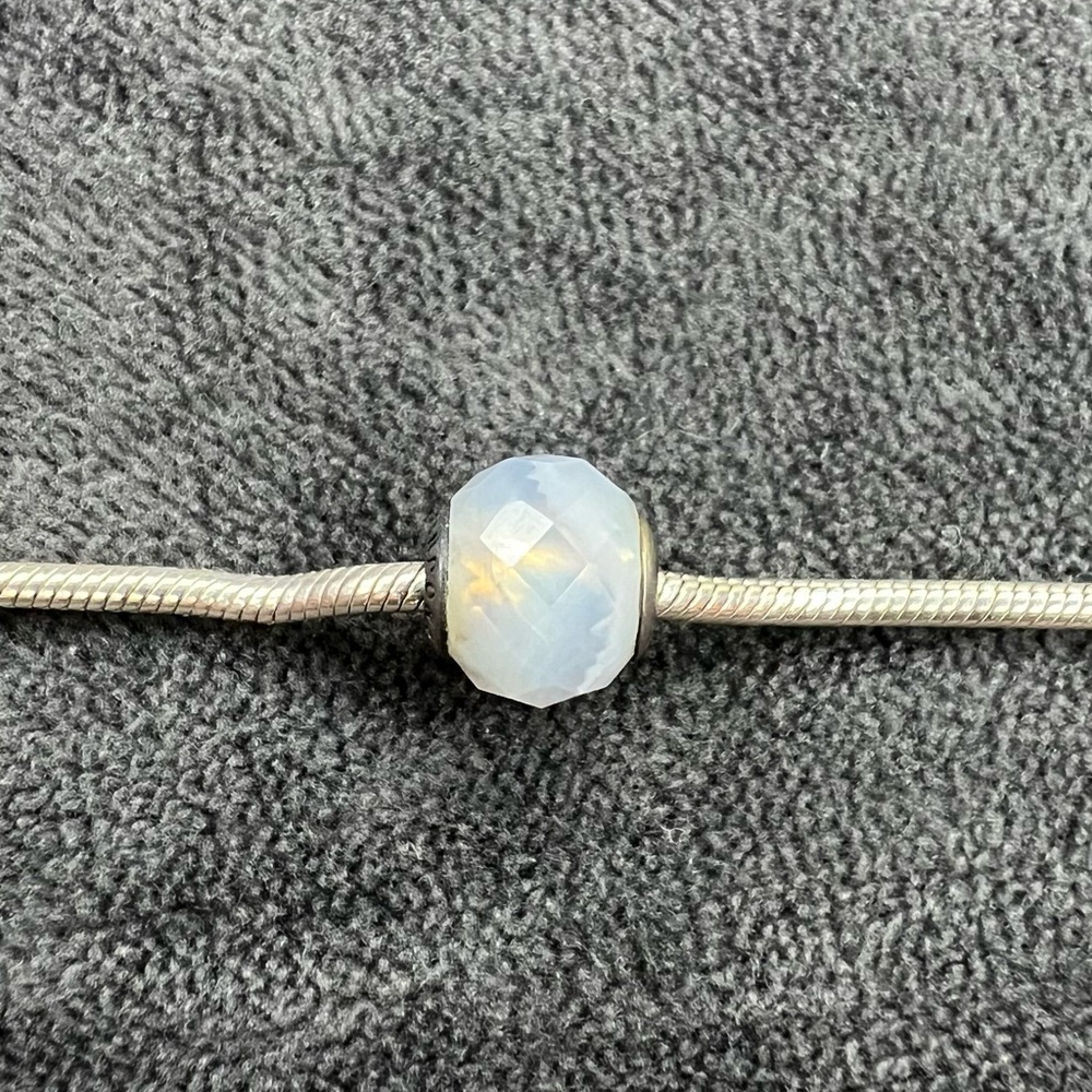 RETIRED Pandora ESSENCE - Patience Charm